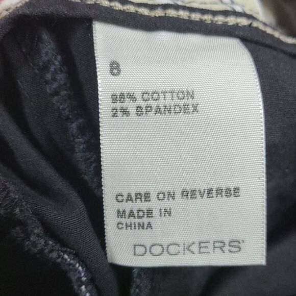 Dockers Black Mid-Rise Curvy Capri Pants Stretch Work Uniform Crops - Picture 7 of 8